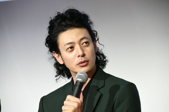 吉岡里帆、変顔で「時効警察」オダギリ＆麻生を和ませる（4枚目）