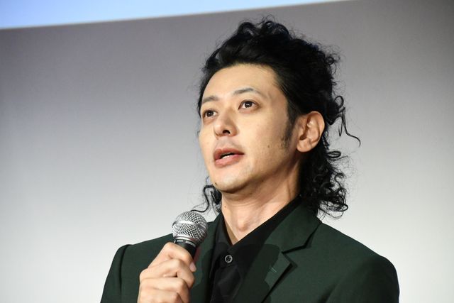 吉岡里帆、変顔で「時効警察」オダギリ＆麻生を和ませる（5枚目）