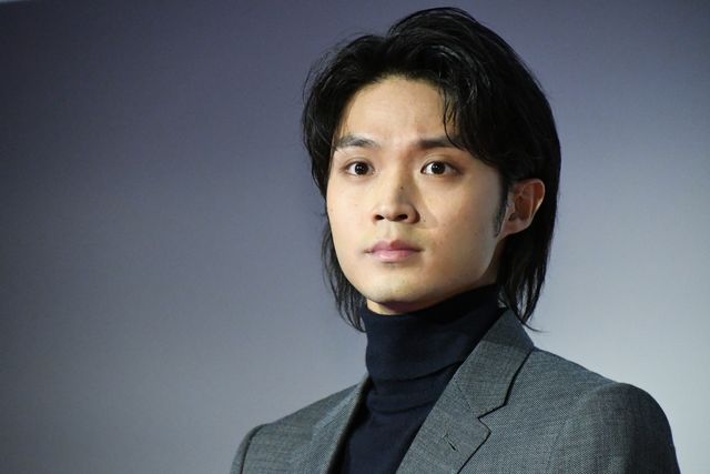 吉岡里帆、変顔で「時効警察」オダギリ＆麻生を和ませる（9枚目）