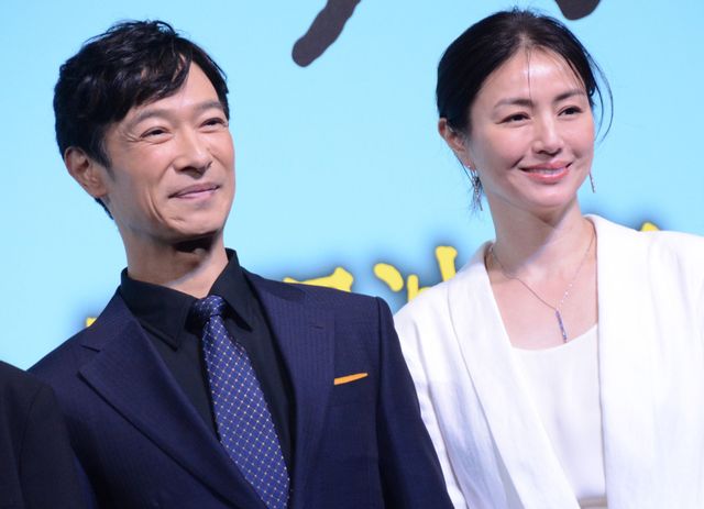 「半沢直樹」以来の共演となる堺雅人＆井川遥