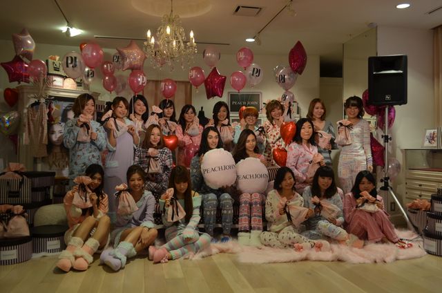 ネガティブモデル栗原類が出席！「ピーチ・ジョン カタログ2012冬号カバーお披露目イベント」フォトギャラリー（22枚目）