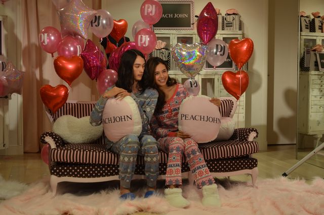 ネガティブモデル栗原類が出席！「ピーチ・ジョン カタログ2012冬号カバーお披露目イベント」フォトギャラリー（26枚目）