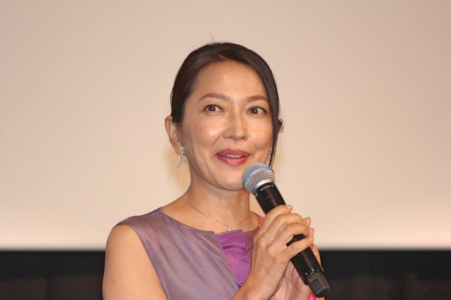 AKIRA「この道」大合唱を指揮（10枚目）