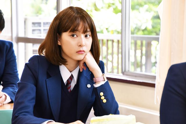 踊り狂う平手友梨奈も！「六本木クラス」初回場面写真（3枚目）