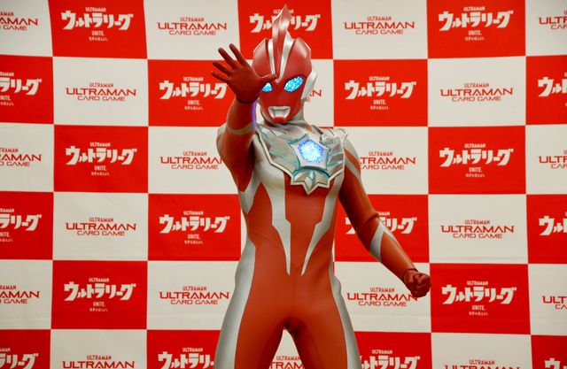 ソラト・近藤頌利、ウルトラマンオメガと最終回ぶりの再会！「ウルトラマン カードゲーム」公式日本大会にサプライズ登場（9枚目）