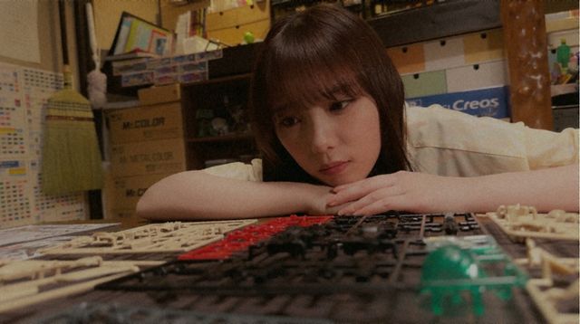 与田祐希主演「量産型リコ -もう1人のプラモ女子の人生組み立て記-」第2話（7枚目）