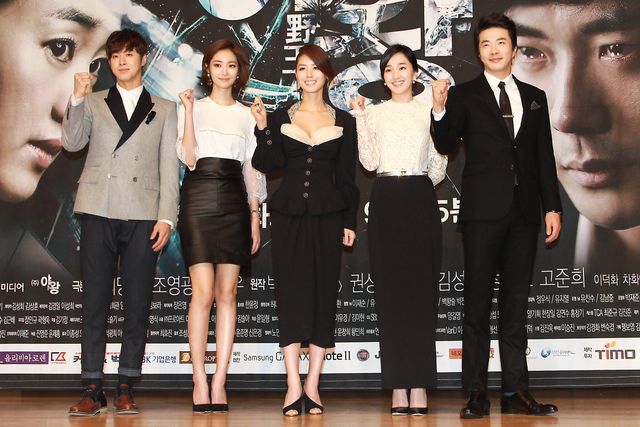 東方神起ユノとクォン・サンウ　ドラマ「野王」は裏切られた男の復讐劇「優しい男」とどう違うのか＜韓国JPICTURES＞（14枚目）