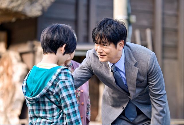 吉高由里子×松下洸平×井浦新「最愛」初回場面写真（3枚目）