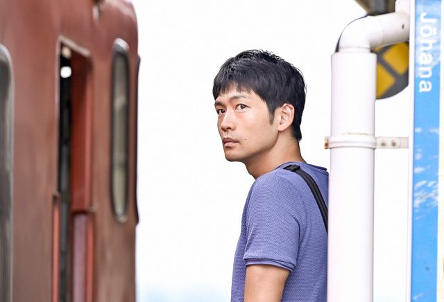 吉高由里子×松下洸平×井浦新「最愛」初回場面写真（6枚目）