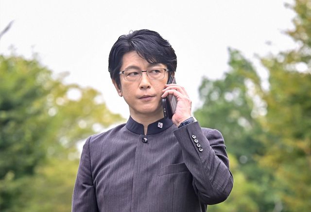 吉高由里子×松下洸平×井浦新「最愛」初回場面写真（8枚目）