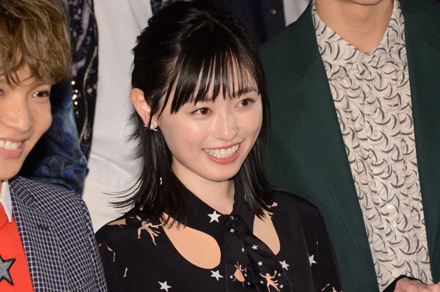 福原遥、佐藤大樹、鈴木仁、井桁弘恵が登場！『4月の君、スピカ。』完成披露上映会（16枚目）