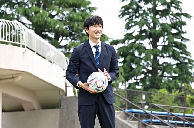 綾野剛主演日曜劇場「オールドルーキー」場面写真（9枚目）