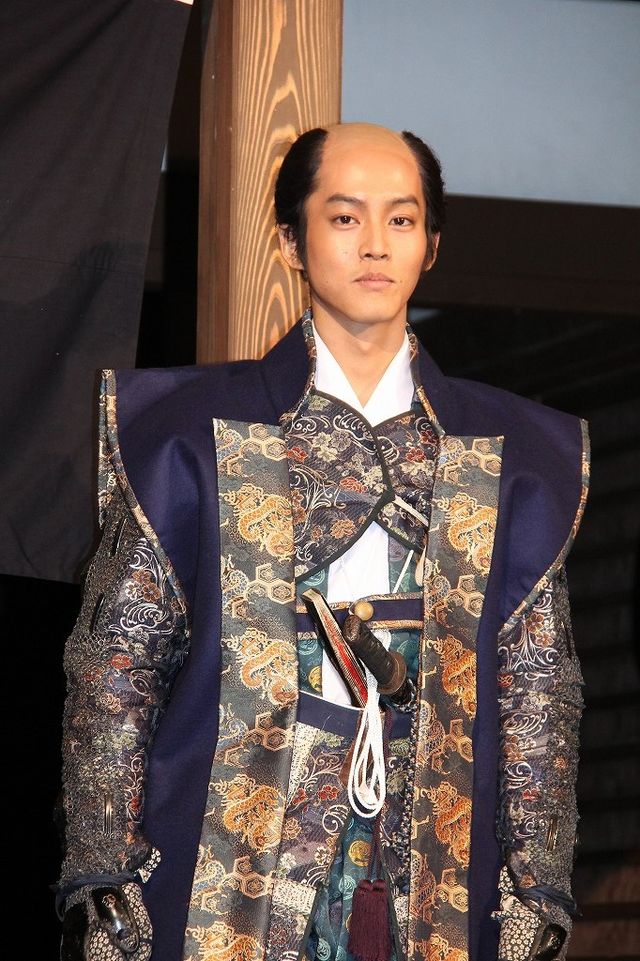 岡田准一、松坂桃李にホレボレ！「軍師官兵衛」取材会フォトギャラリー：フォトギャラリー