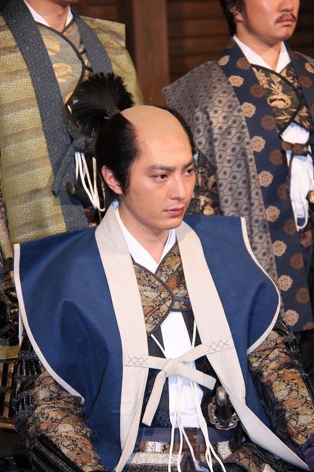 岡田准一、松坂桃李にホレボレ！「軍師官兵衛」取材会フォトギャラリー（9枚目）