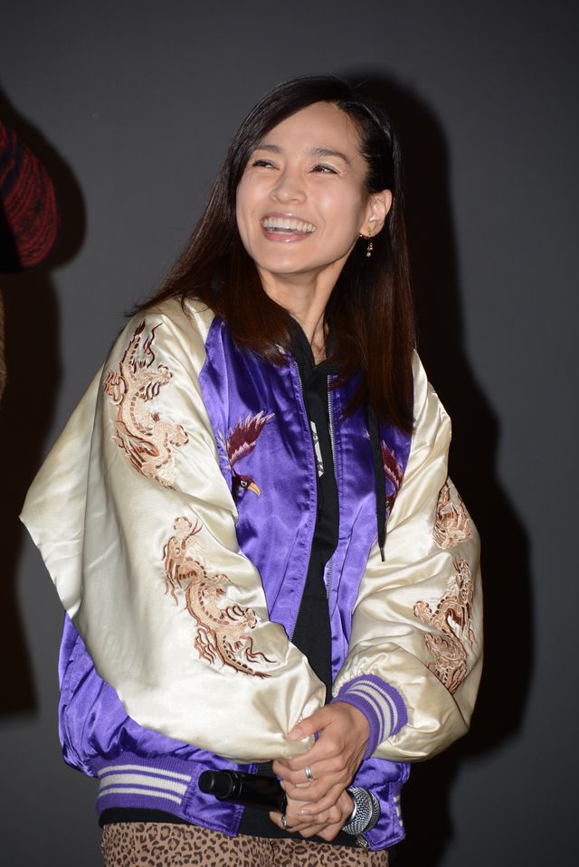 国仲涼子、向井理との新婚生活は「楽しいです」とにっこり　画像ギャラリー（5枚目）