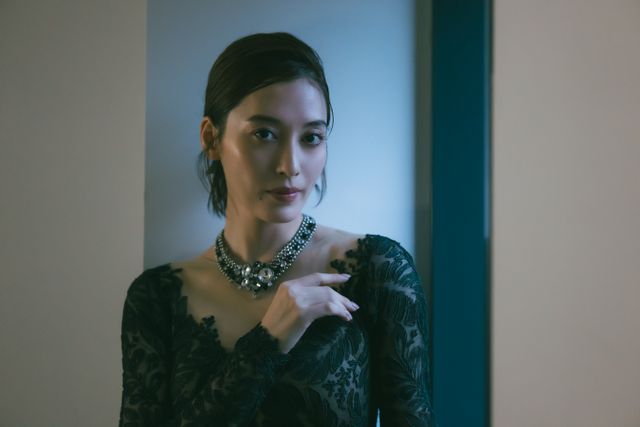 圧倒的美！月城かなとインタビュー撮りおろし＜9枚＞（3枚目）