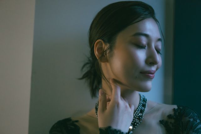 圧倒的美！月城かなとインタビュー撮りおろし＜9枚＞（5枚目）