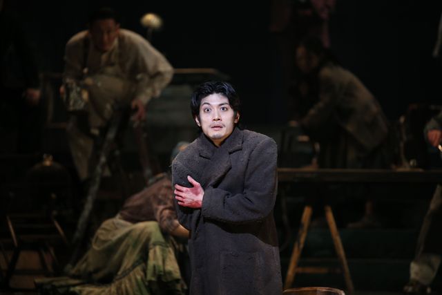 三浦春馬、大島優子ら舞台「罪と罰」公開フォトコール：フォトギャラリー