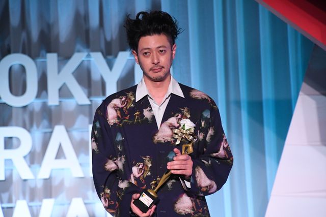 菅田将暉が赤毛＆髭！吉高由里子、オダギリジョーら東京ドラマアウォード2022授賞式（15枚目）