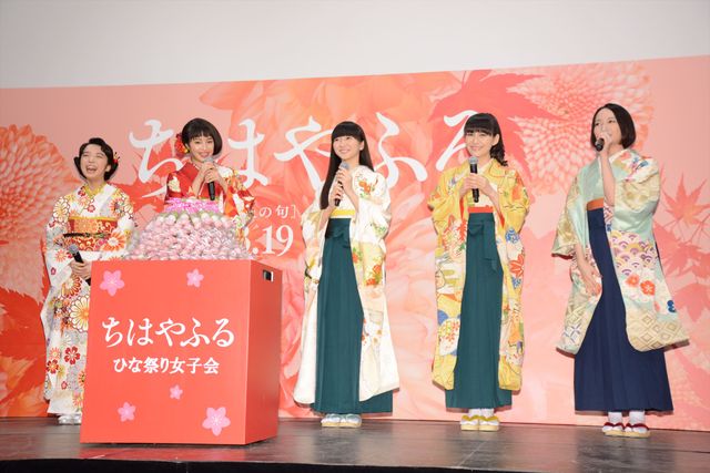 袴姿のPerfume、広瀬すずにダンスをレクチャー！写真ギャラリー（11枚目）