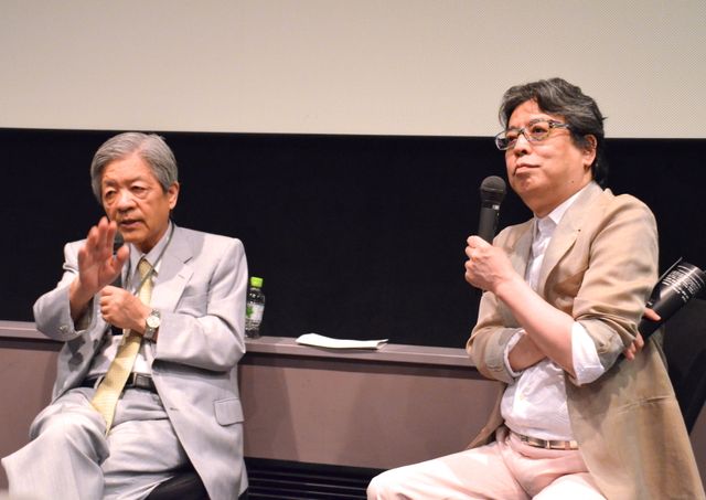 トークイベントに出席し昭和天皇の「終戦宣言」を振り返った田原総一朗（左）、小林よしのり