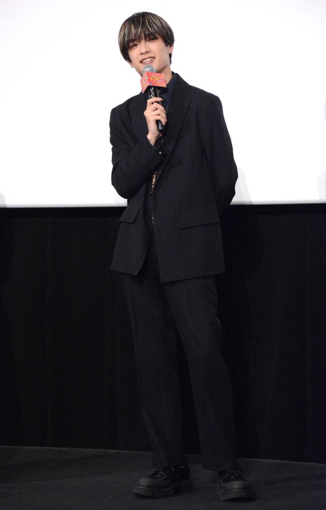 高橋恭平（なにわ男子）、高橋ひかる・岩瀬洋志と登壇『山口くんはワルくない』舞台挨拶＜全身あり＞（5枚目）