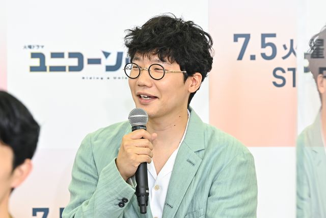 永野芽郁、西島秀俊、杉野遥亮らが笑顔で手を振る！ドラマ「ユニコーンに乗って」制作発表会見（5枚目）