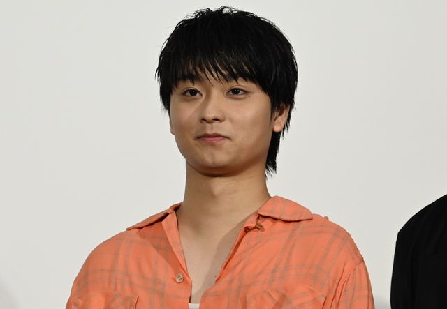 奥平大兼、西野七瀬らNHK夜ドラ「税金で買った本」取材会の様子：フォトギャラリー
