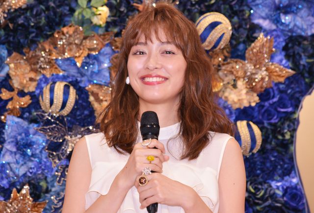 内田理央、マギー、優木まおみが『美女と野獣』イベントに集合！（6枚目）