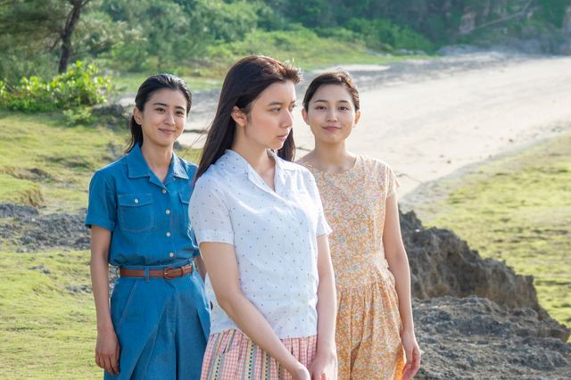 母の再婚話が気になり…「ちむどんどん」第71回の場面写真（2枚目）