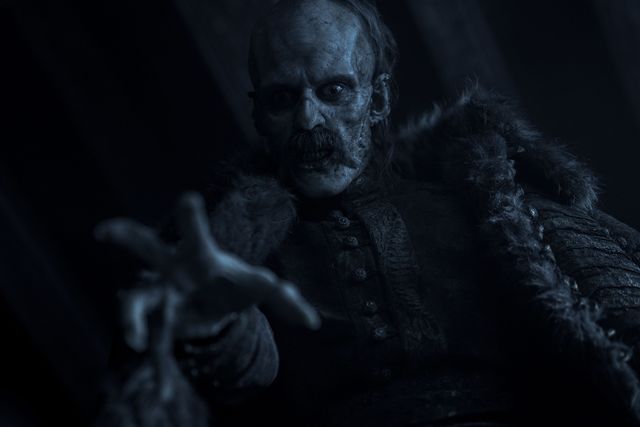 【ネタバレあり】ビル・スカルスガルド、オルロック伯爵の全貌公開！『ノスフェラトゥ』メイキング写真（2枚目）