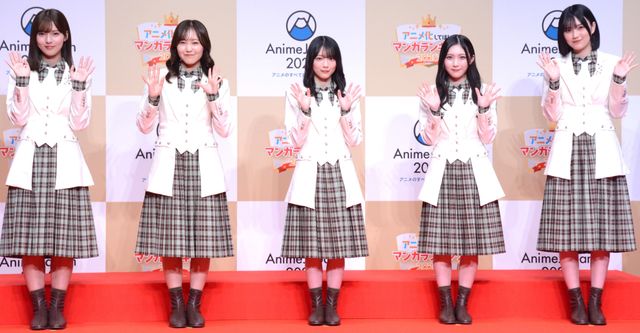 櫻坂46の中嶋優月、松田里奈、森田ひかる、谷口愛季、的野美青