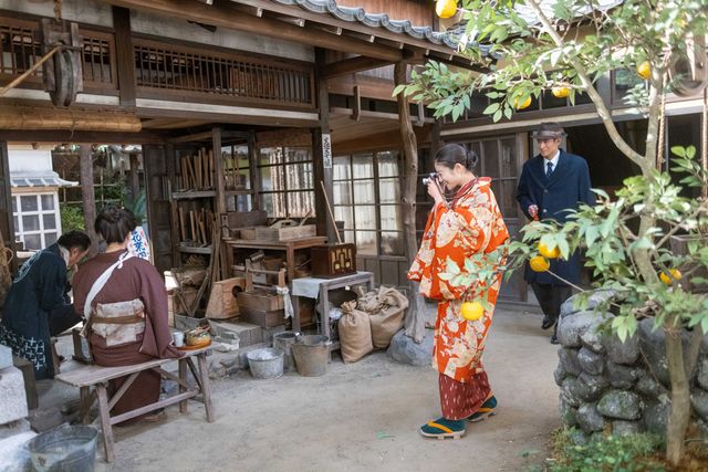 つかの間の楽しい時間を過ごすのぶ（今田美桜）＆次郎（中島歩）…「あんぱん」第10週「生きろ」第48回（3枚目）
