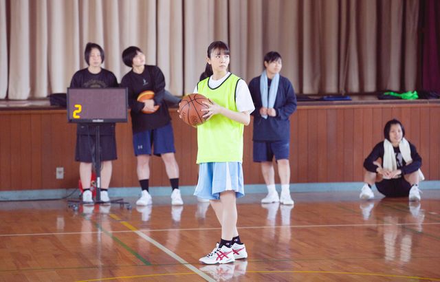 『さくら』小松菜奈＆小林由依（欅坂46）ら躍動感あふれる新劇中カット（2枚目）