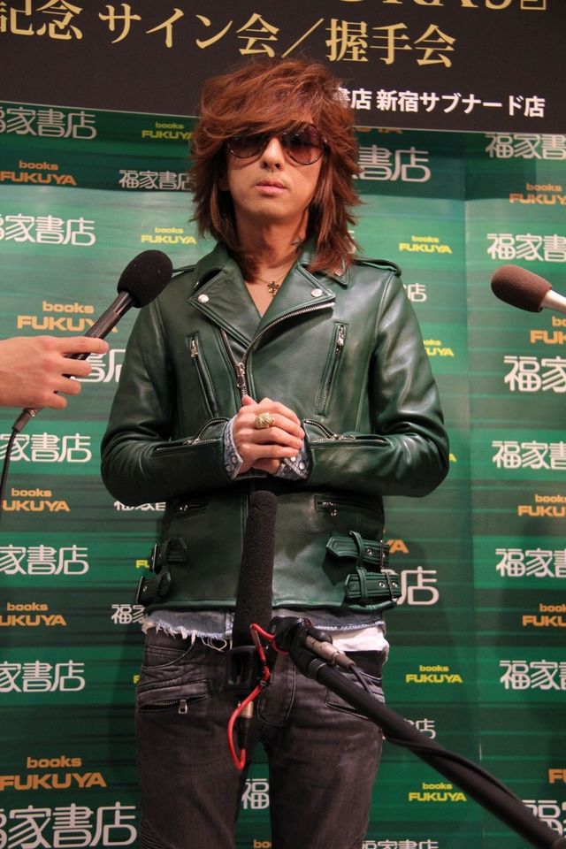 清春、初の詩集発売で握手会も！フォトギャラリー（3枚目）