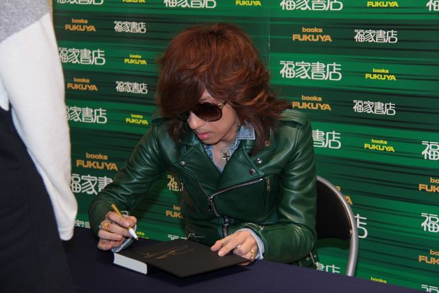 清春、初の詩集発売で握手会も！フォトギャラリー（8枚目）