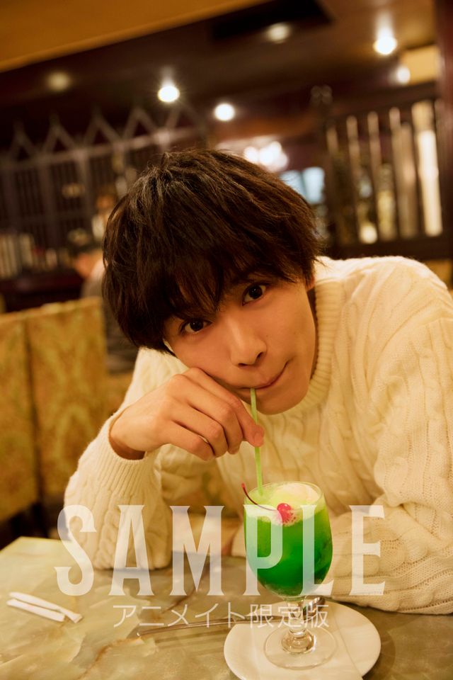 「猪野広樹カレンダー2019.04-2020.03」特典生写真サンプル（3枚目）