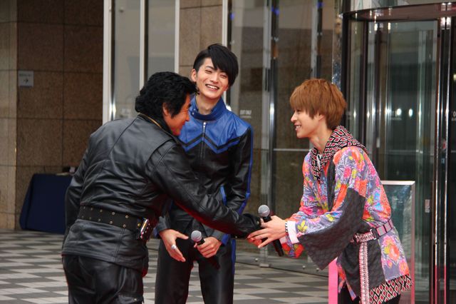 藤岡弘、愛車ネオサイクロン号に乗って登場！　アクションの後遺症も明かす　画像ギャラリー（4枚目）