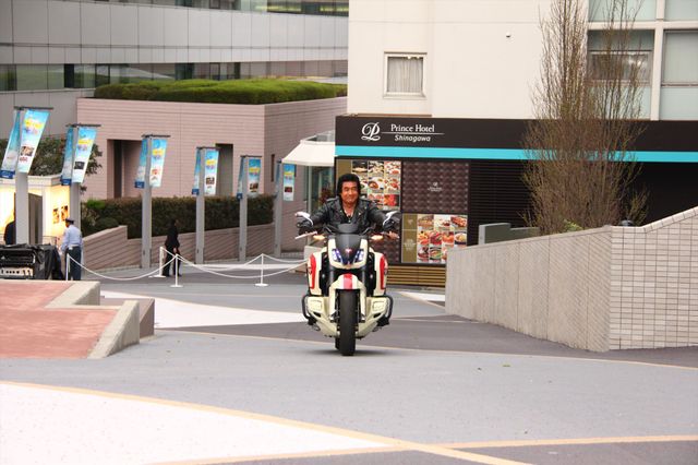 藤岡弘、愛車ネオサイクロン号に乗って登場！　アクションの後遺症も明かす　画像ギャラリー（23枚目）