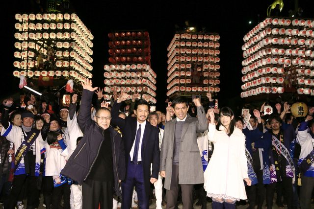 竹野内豊＆江口洋介が富山県新湊に凱旋！フォトギャラリー（3枚目）