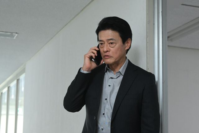 鷲津が出す答えとは…「罠の戦争」第11話（最終回）より（6枚目）