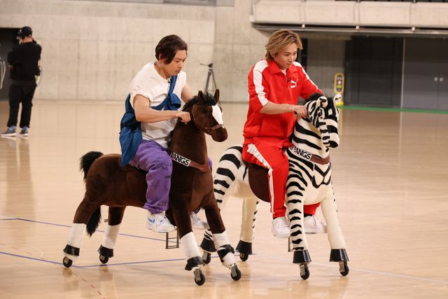 光一vs剛、エコポニー流鏑馬リレーで勝つのは?「KinKi Kidsのブンブブーン」大運動会:フォトギャラリー