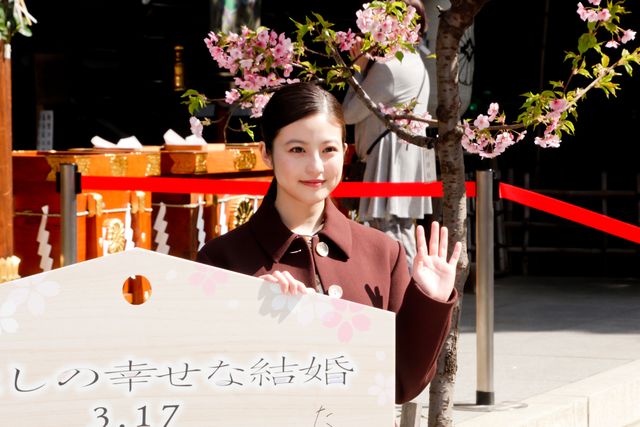 手を振る目黒蓮＆今田美桜！映画『わたしの幸せな結婚』大ヒット祈願イベント（8枚目）