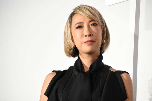 沢尻エリカ・二階堂ふみ、美麗ドレスで登壇『人間失格　太宰治と3人の女たち』公開記念舞台あいさつ（4枚目）