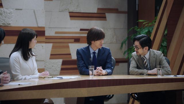 DAIGO、ピザ片手に料理人姿！（10枚目）