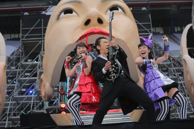 「ももクロ夏のバカ騒ぎ WORLD SUMMER DIVE 2013」フォトギャラリー（2枚目）