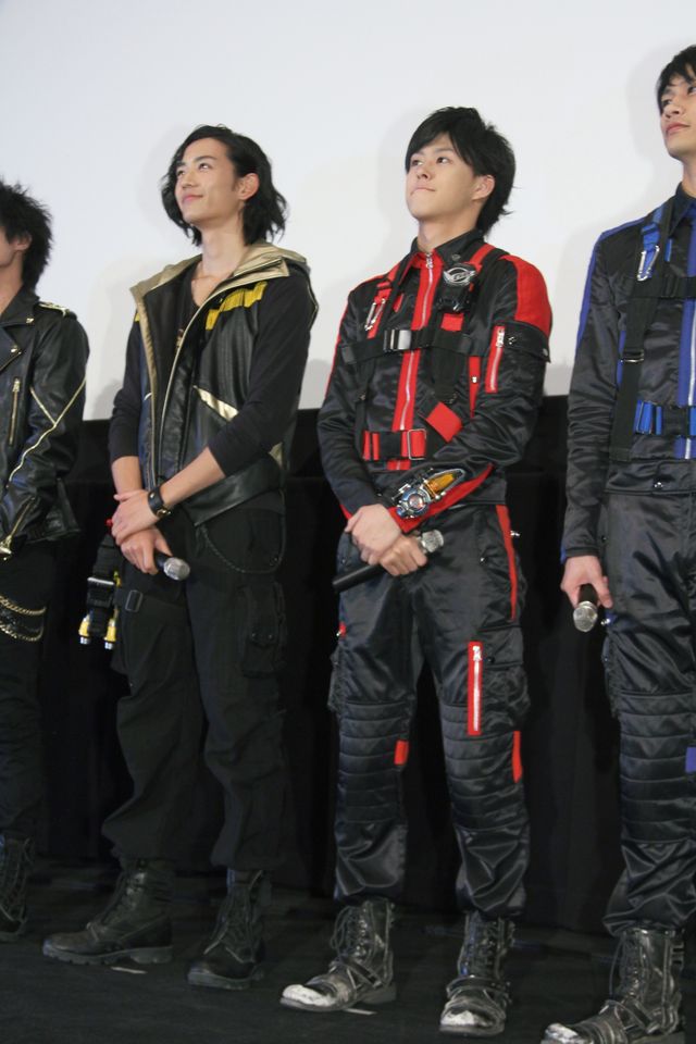 「キョウリュウジャー」＆「ゴーバスターズ」キャスト勢ぞろい！フォトギャラリー（10枚目）