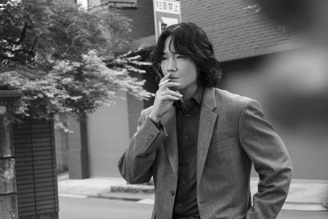 色気がヤバい…綾野剛主演『星と月は天の穴』アザービジュアル＆新場面写真：フォトギャラリー