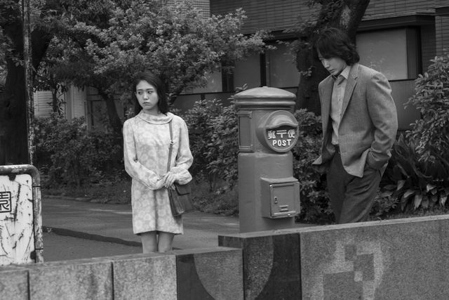 色気がヤバい…綾野剛主演『星と月は天の穴』アザービジュアル＆新場面写真（4枚目）