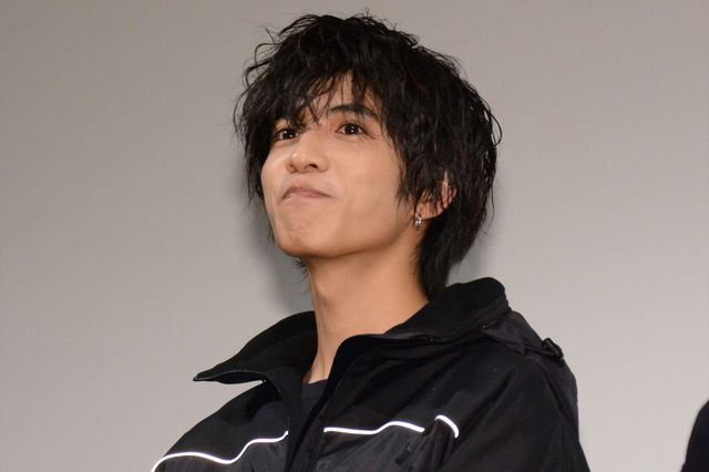 仲良すぎ！志尊淳＆竹内涼真、お互いを褒め合う『走れ！T校バスケット部』公開直前！ユニフォーム限定試写会（5枚目）